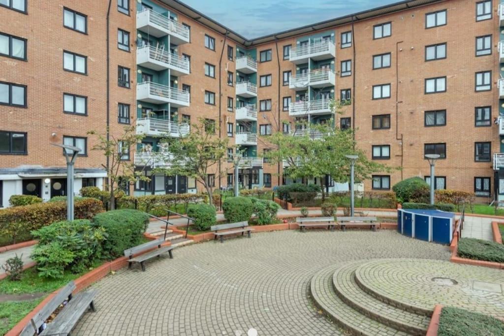 Bright, Nice Interior, Close To The City, 2 Bedroom Apartment London Kültér fotó